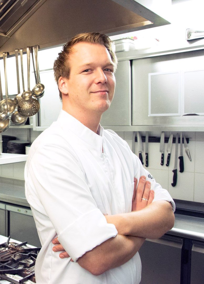 Arno Visser Achter de Poorte